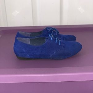 Flat Oxford style loafer